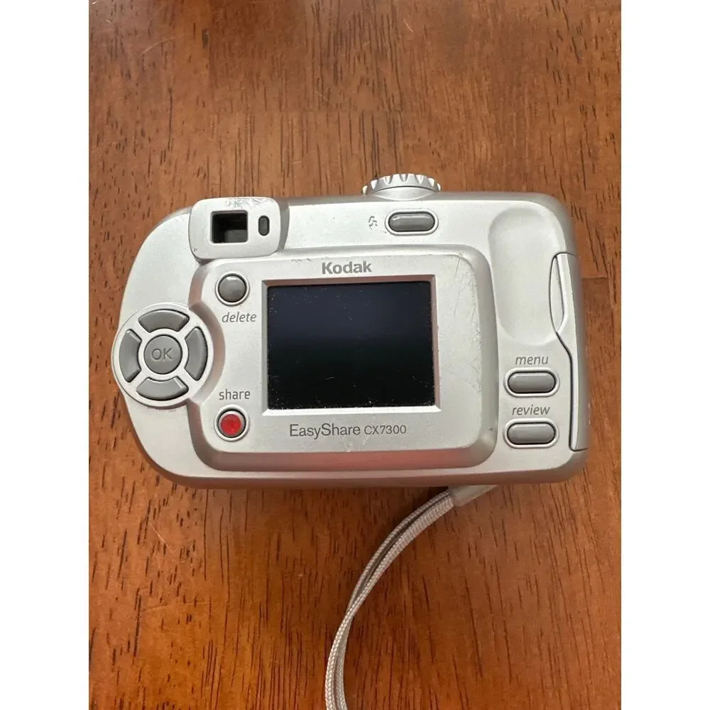 Kodak EasyShare CX7300 3.2MP Digital Camera Silver Point & Shoot Retro Y2K